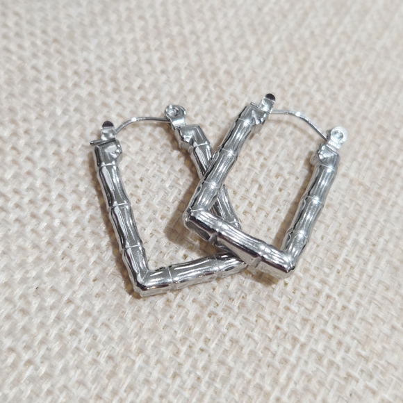 Trendy boutique Jewelry - Silver White Gold Hoop Earrings